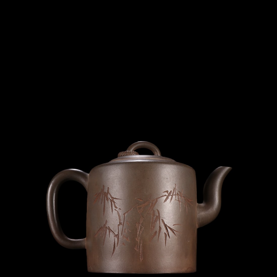 An Exquisite Purple Sands Bamboo Pattern with poem Teapot: An Exquisite Purple Sands Bamboo Pattern with poem Teapot Wang yin chun Size:4.7inx6.7in紫砂刻诗文茶壶 王寅春 Size:12cmx17cm