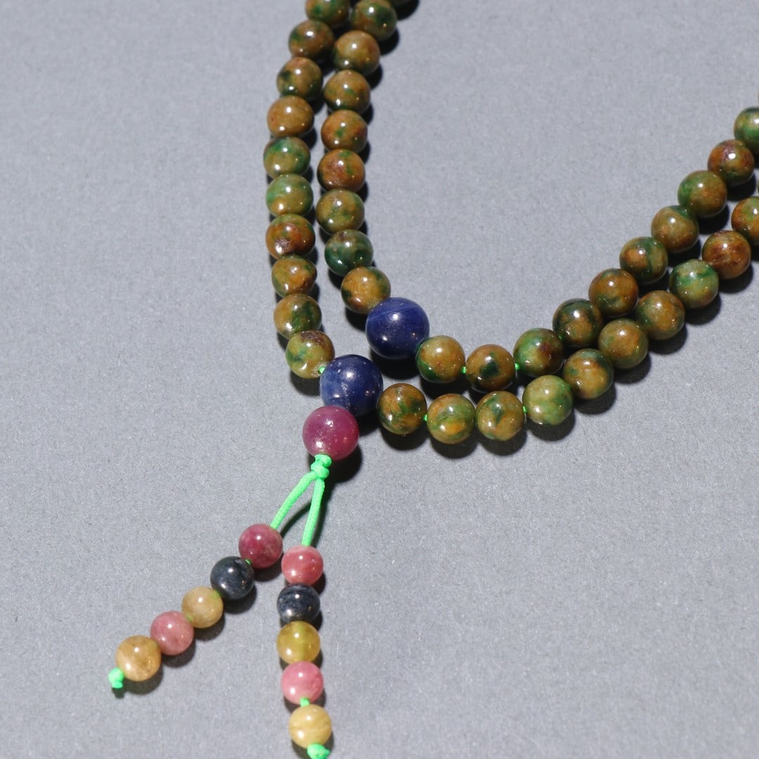 An Exquisite Jadeite Bracelets - 2