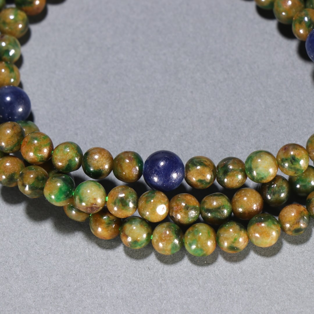 An Exquisite Jadeite Bracelets - 9