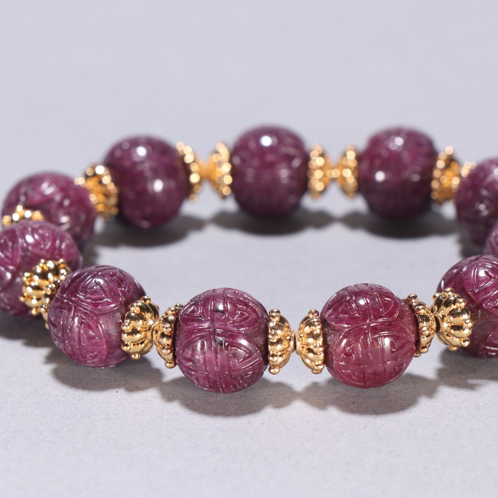 An Exquisite Red Gems Bracelets - 2