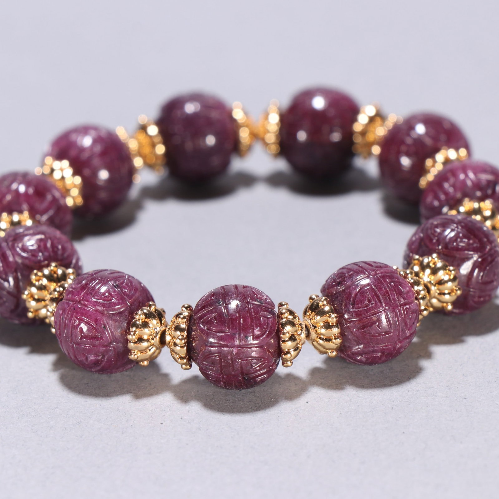 An Exquisite Red Gems Bracelets - 9