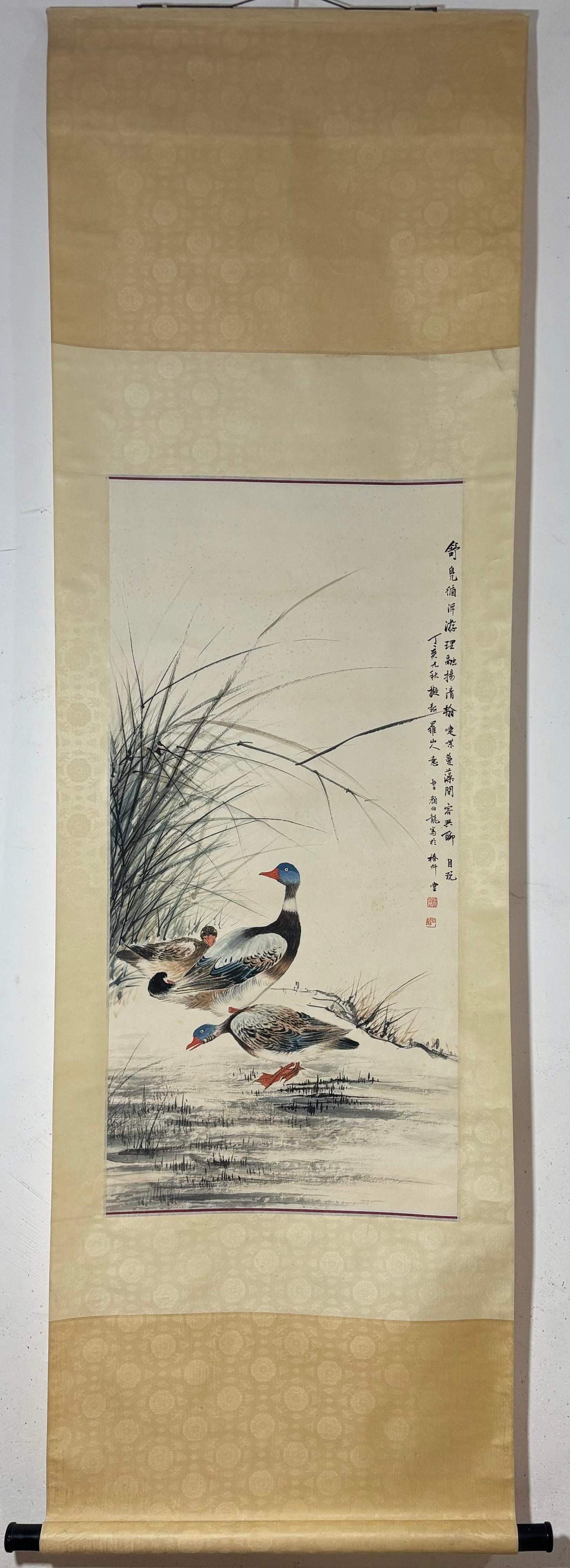 A Chinese Vertical Scroll Ink Painting of Flower and Bird on Paper: A Chinese Vertical Scroll Ink Painting of Flower and Bird on Paper Yan bolong Without frame Size:38.8inx18.9in颜伯龙花鸟图 纸本立轴Without