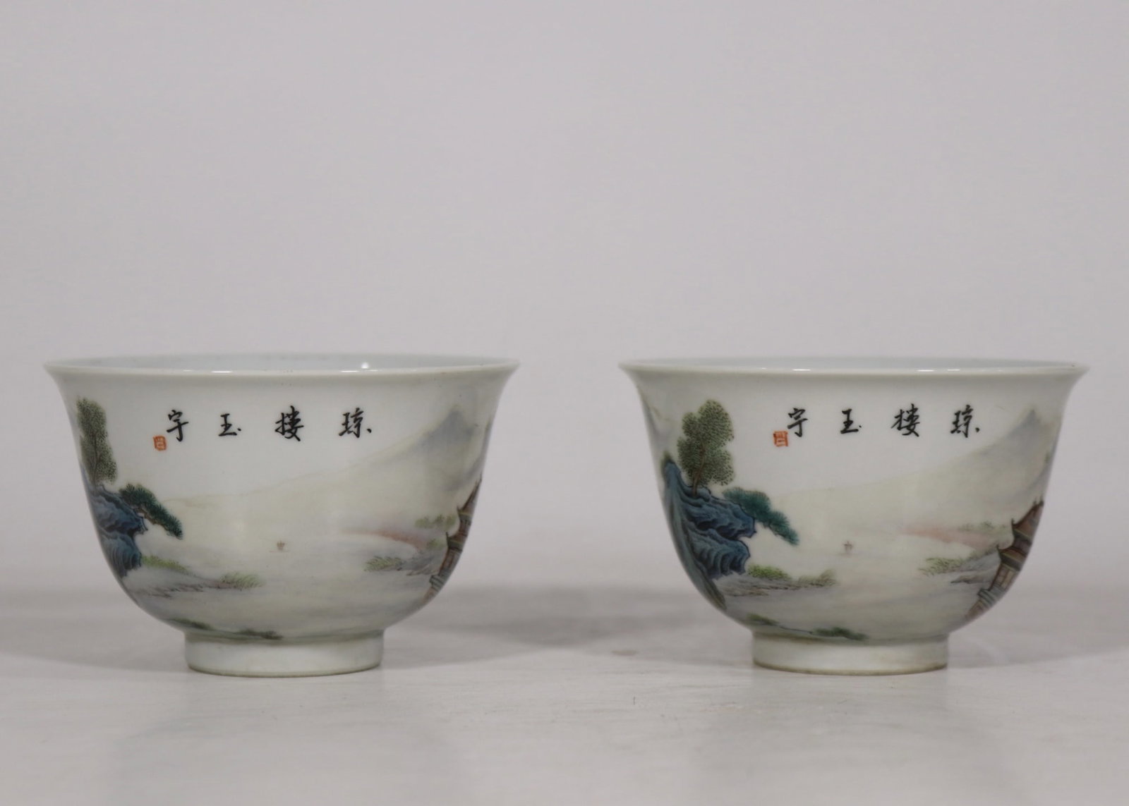 An Exquisite Enamel Landscape Pattern Cup - 3