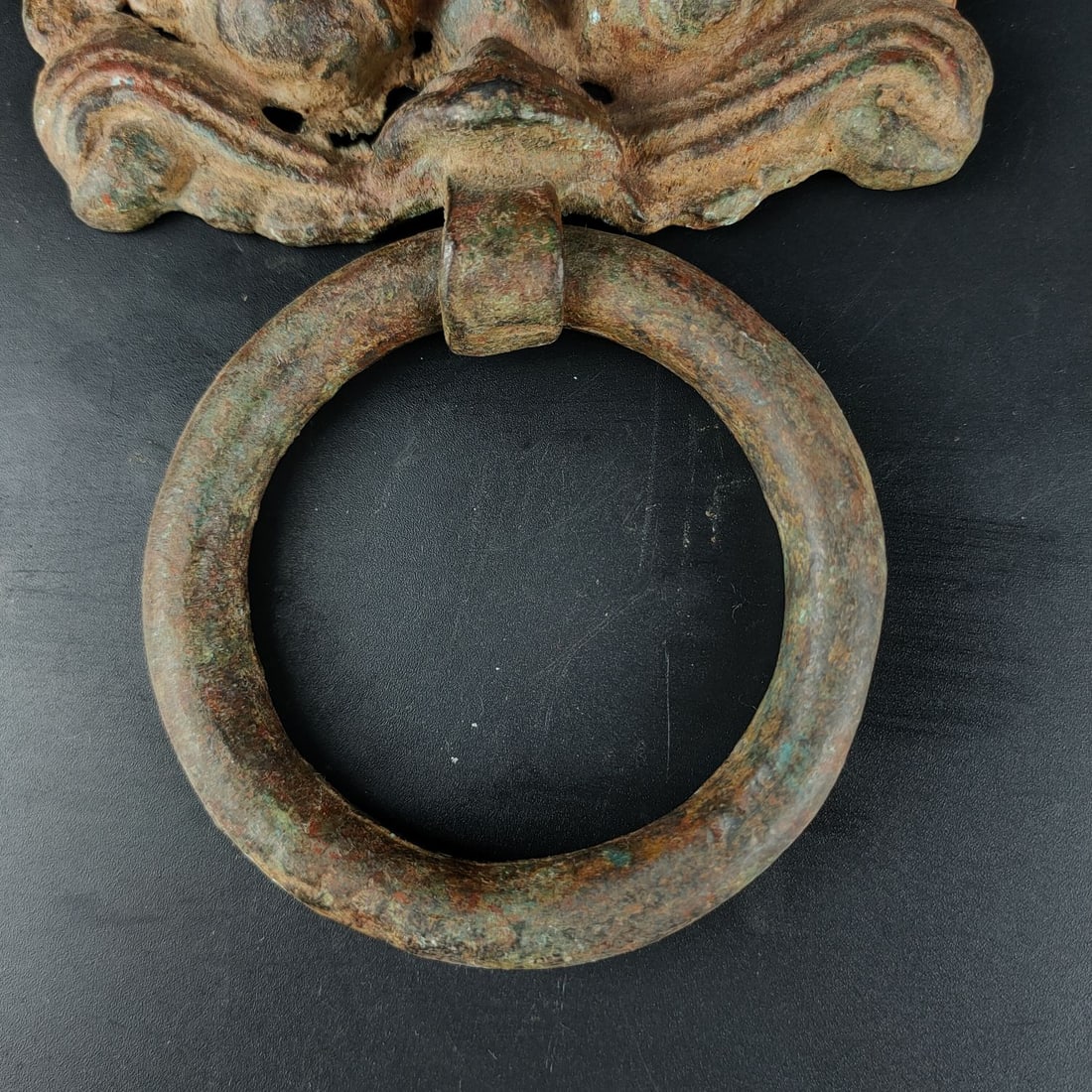 An Exquisite Bronze Beast-Face Pattern Hook - 3