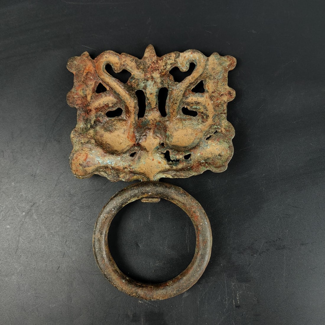 An Exquisite Bronze Beast-Face Pattern Hook - 5