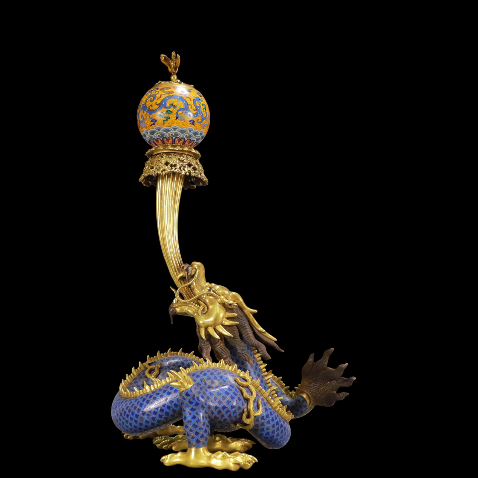 A Huge Cloisonne Dragon-Shaped Censer: A Huge Cloisonne Dragon-Shaped Censer Qing Dynasty China Qianlong Four-character Mark Size:15inx14.7inx24.7in Weight:12950g 景泰蓝龙形香炉 中国