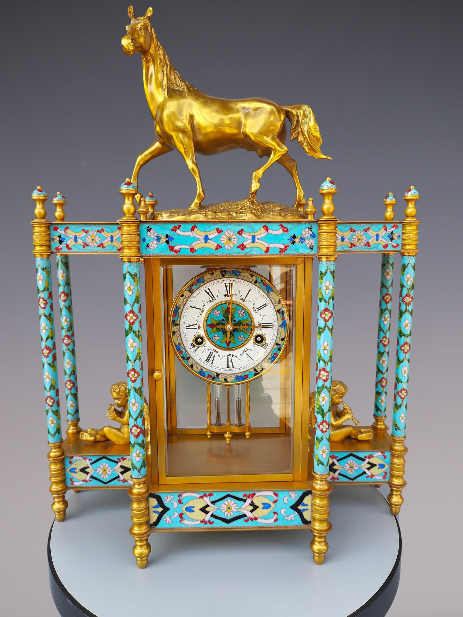 An Exquisite Gilt Bronze Lotus Pattern Clock: An Exquisite Gilt Bronze Lotus Pattern Clock Qing Dynasty, China Size:24.4inx17.7inx6.3in铜鎏金缠枝莲纹钟表 中国清代 Size: