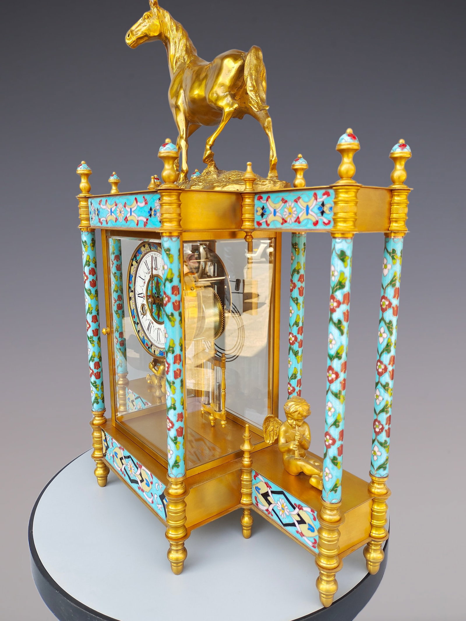 An Exquisite Gilt Bronze Lotus Pattern Clock - 8