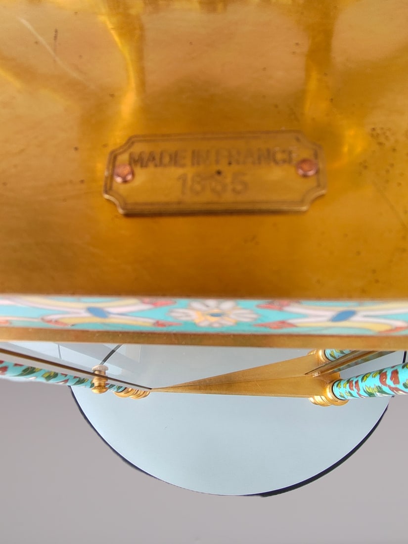 An Exquisite Gilt Bronze Lotus Pattern Clock - 9