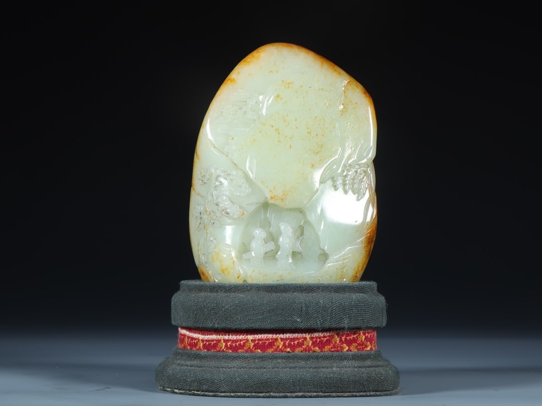 An Exquisite White Jade Character and Story Pattern Rockery Ornament: An Exquisite White Jade Character and Story Pattern Rockery Ornament Qing Dynasty, China Size:3.5inx1.8inx4.8in Weight:629g白玉携琴访友山子摆Ê