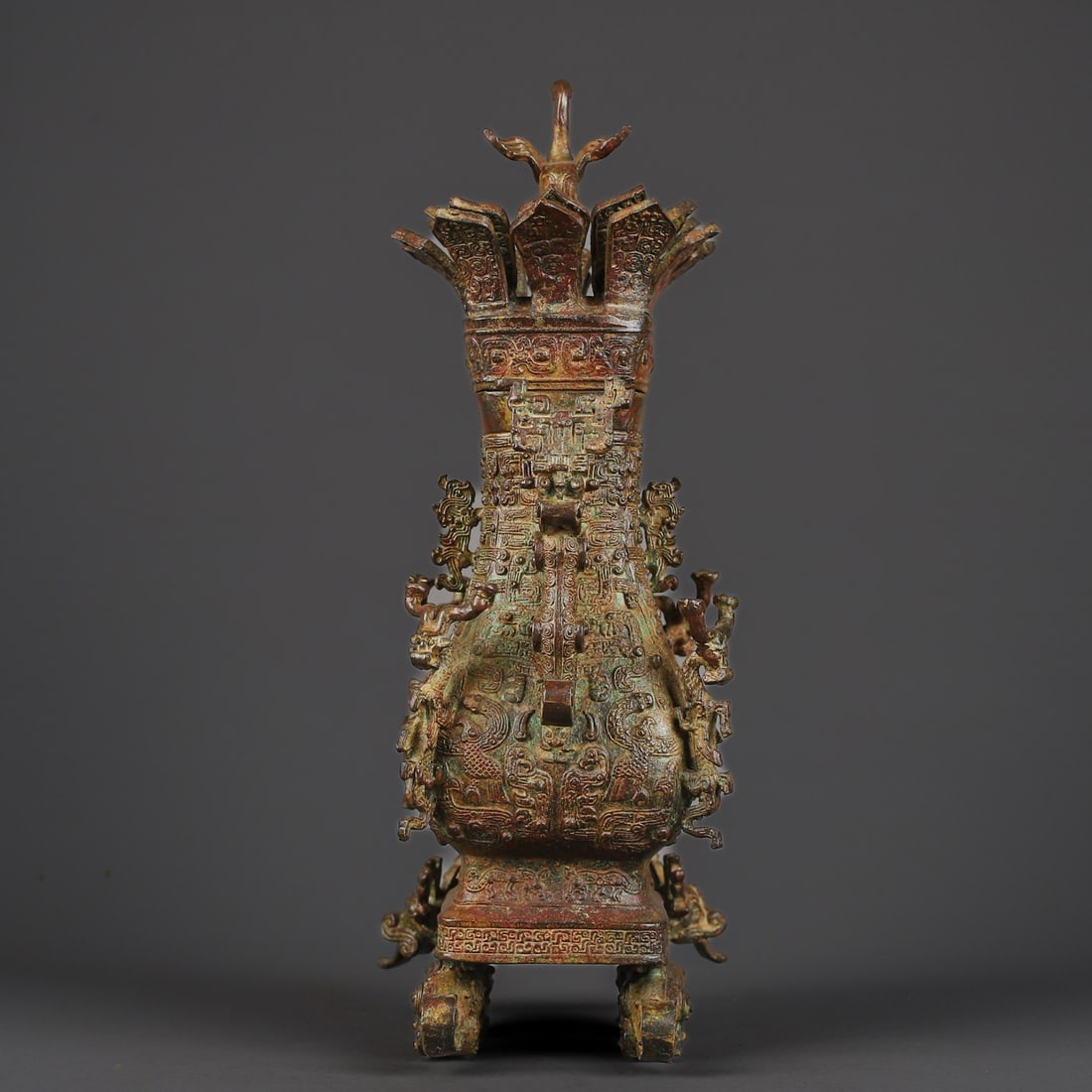 An Exquisite Bronze Auspicious Beast Pattern Vase - 2