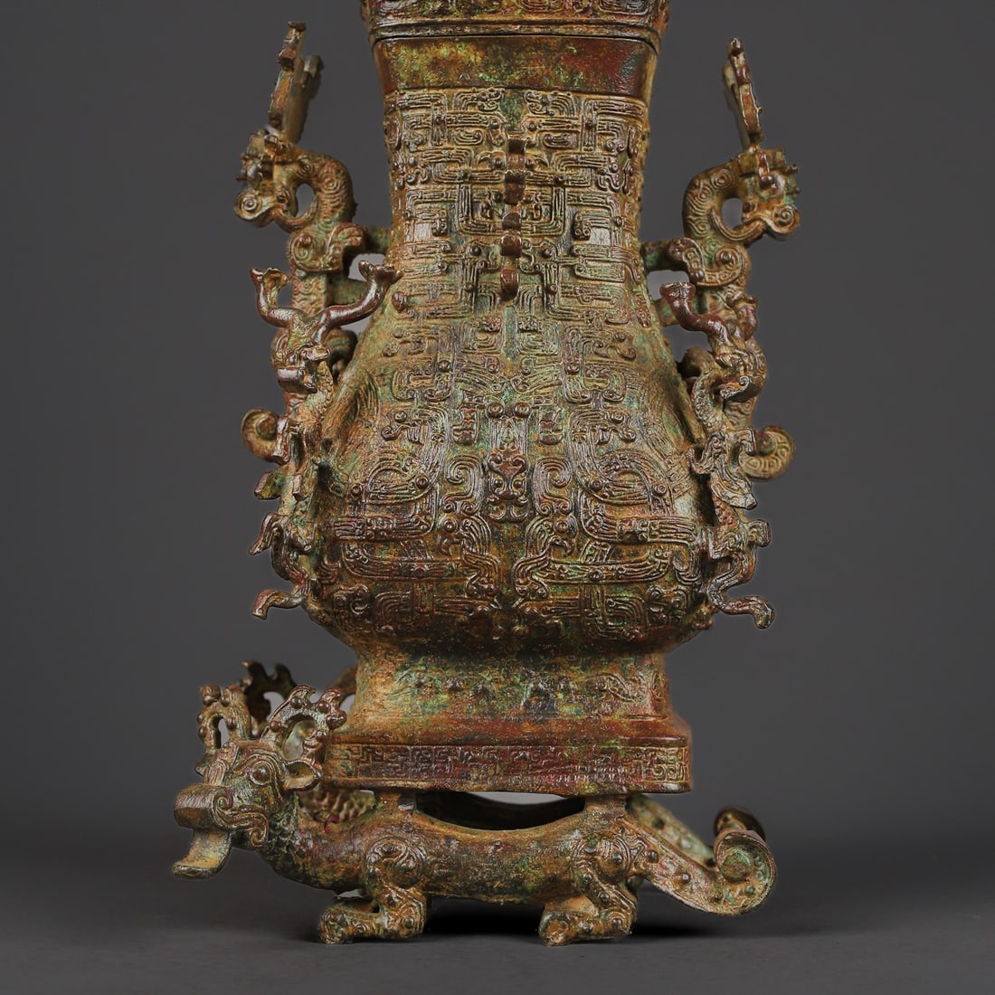 An Exquisite Bronze Auspicious Beast Pattern Vase - 3