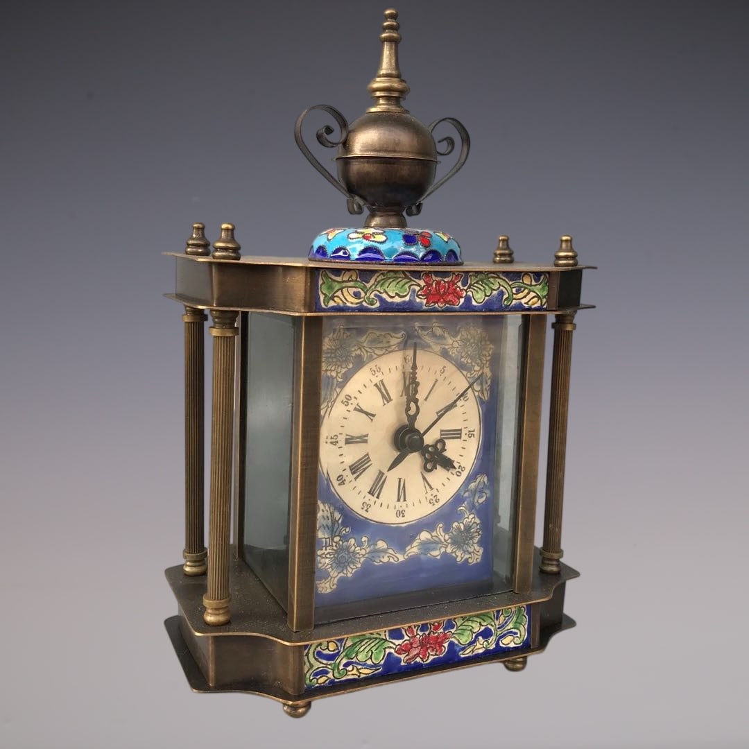 An Exquisite Bronze Lotus Pattern Clock - 3