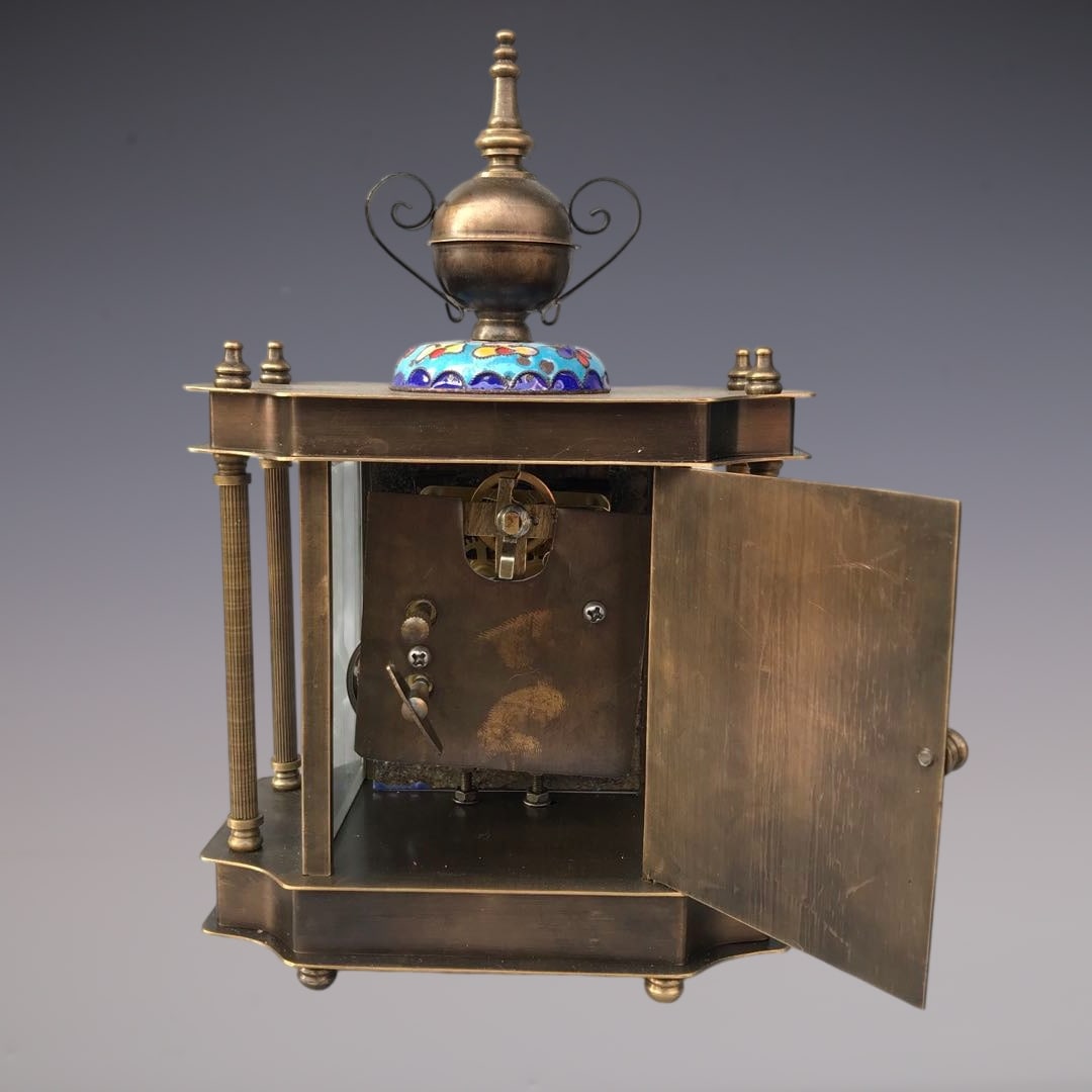 An Exquisite Bronze Lotus Pattern Clock - 5
