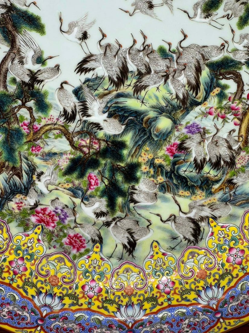 An Exquisite Enamel Lotus Pattern Pine and Crane Pattern Plate - 8