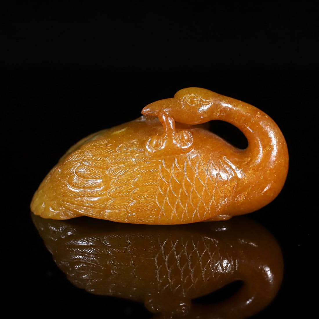 A Exquisite Hotan Jade Goose Ornament: A Exquisite Hotan Jade Goose Ornament,Qing Dynasty, China,Size:3.4inx1.6inx1.7in 和田玉鹅摆件,中国清代