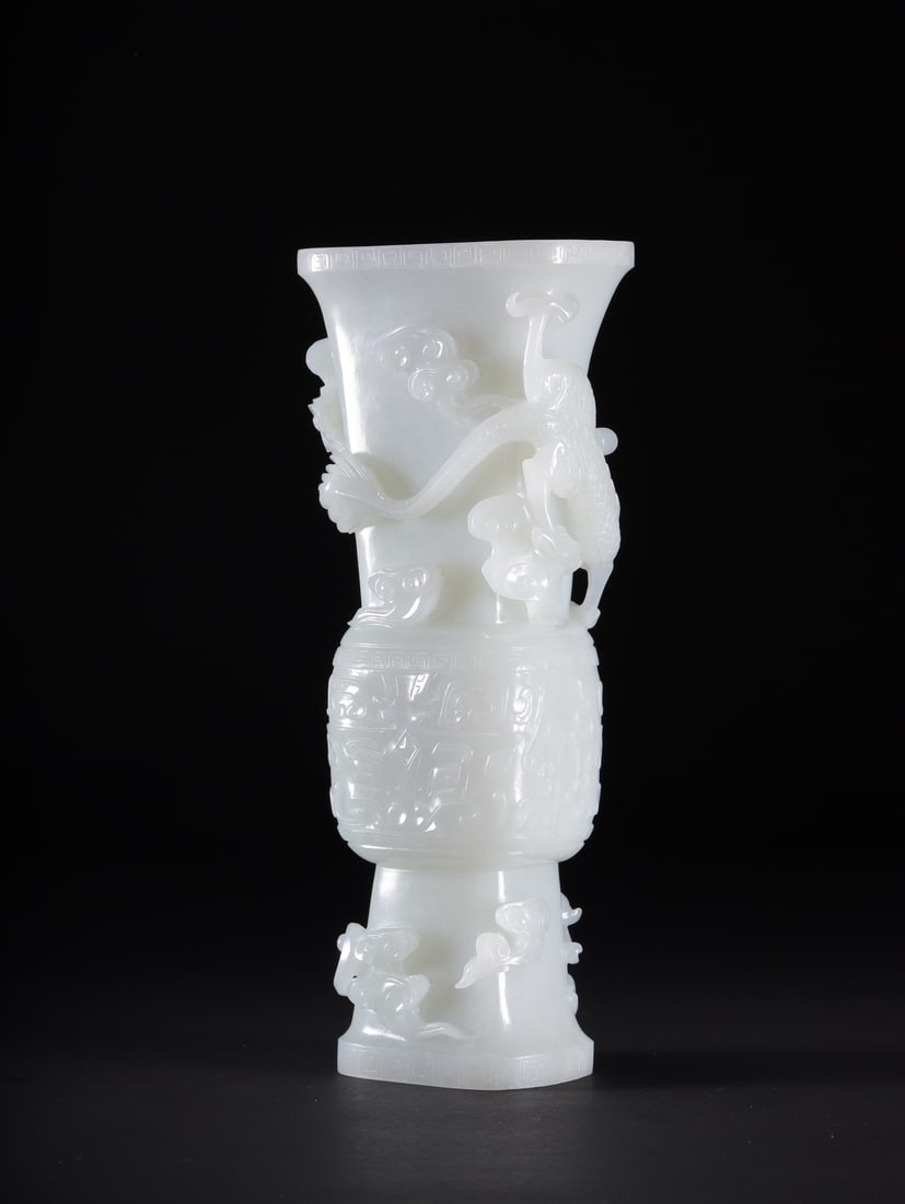 A Exquisite Hotan Jade Dragon Pattern Vase - 4
