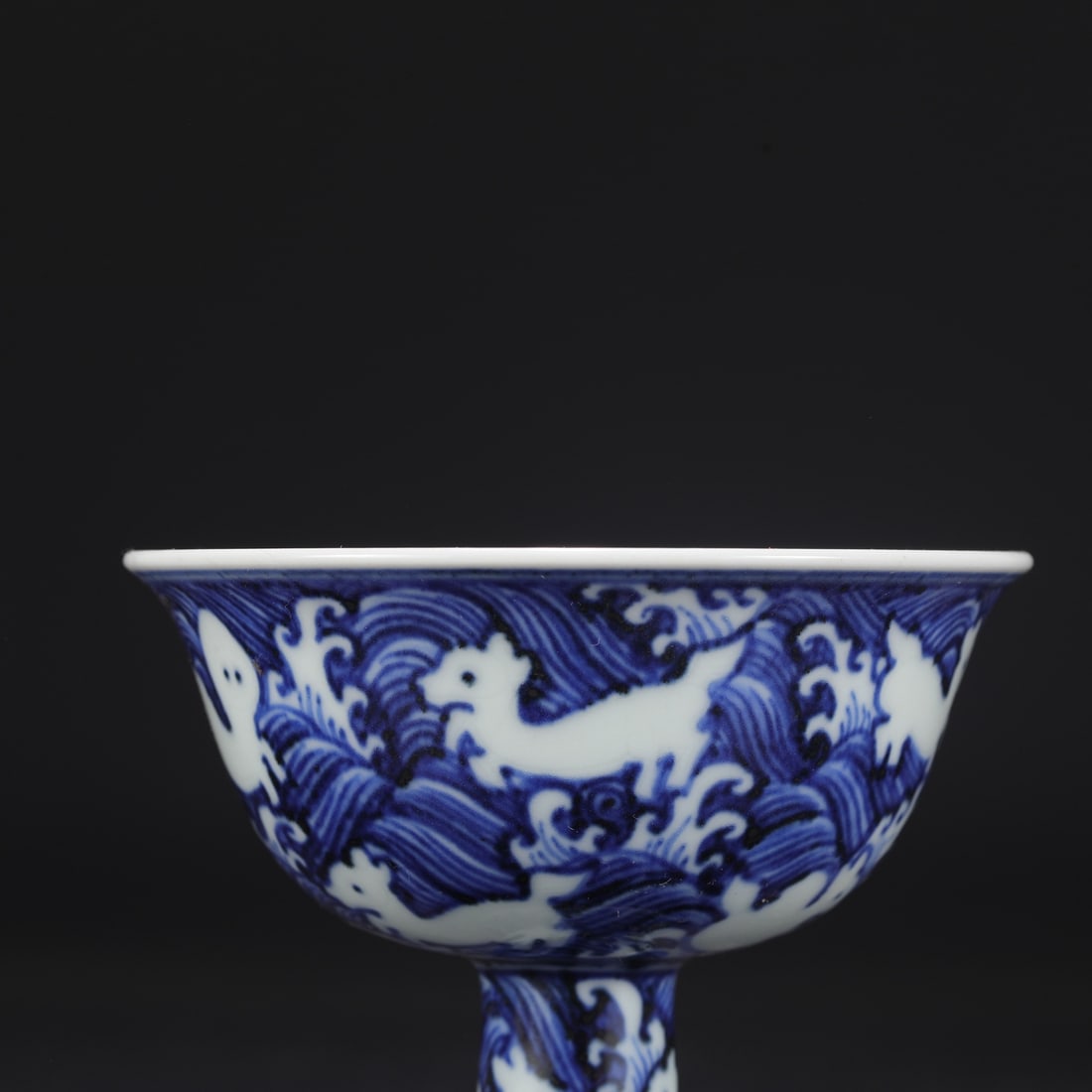 A Exquisite Blue and White Auspicious Beast Pattern Cup - 3