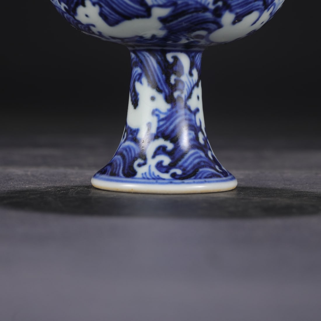 A Exquisite Blue and White Auspicious Beast Pattern Cup - 8