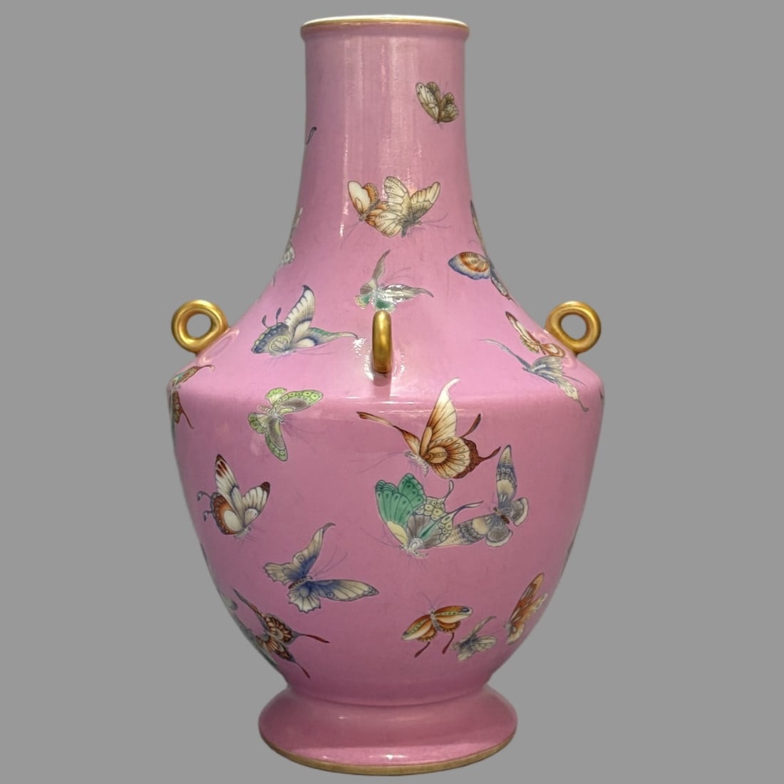 A Exquisite Rouge-pink Ground Blue and White Doucai Butterfly Pattern Vase: A Exquisite Rouge-pink Ground Blue and White Doucai Butterfly Pattern Vase,Qing Dynasty, China,Qianlong Six-character Mark,Size:9.4inx5.9in