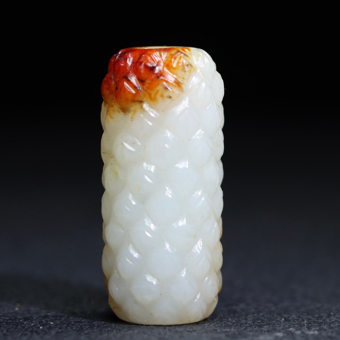 A Exquisite Hotan Jade Handheld Carving: A Exquisite Hotan Jade Handheld Carving,Qing Dynasty, China,Size:1.9inx0.8in ,Weight:41g 和田玉手把件,中国清代
