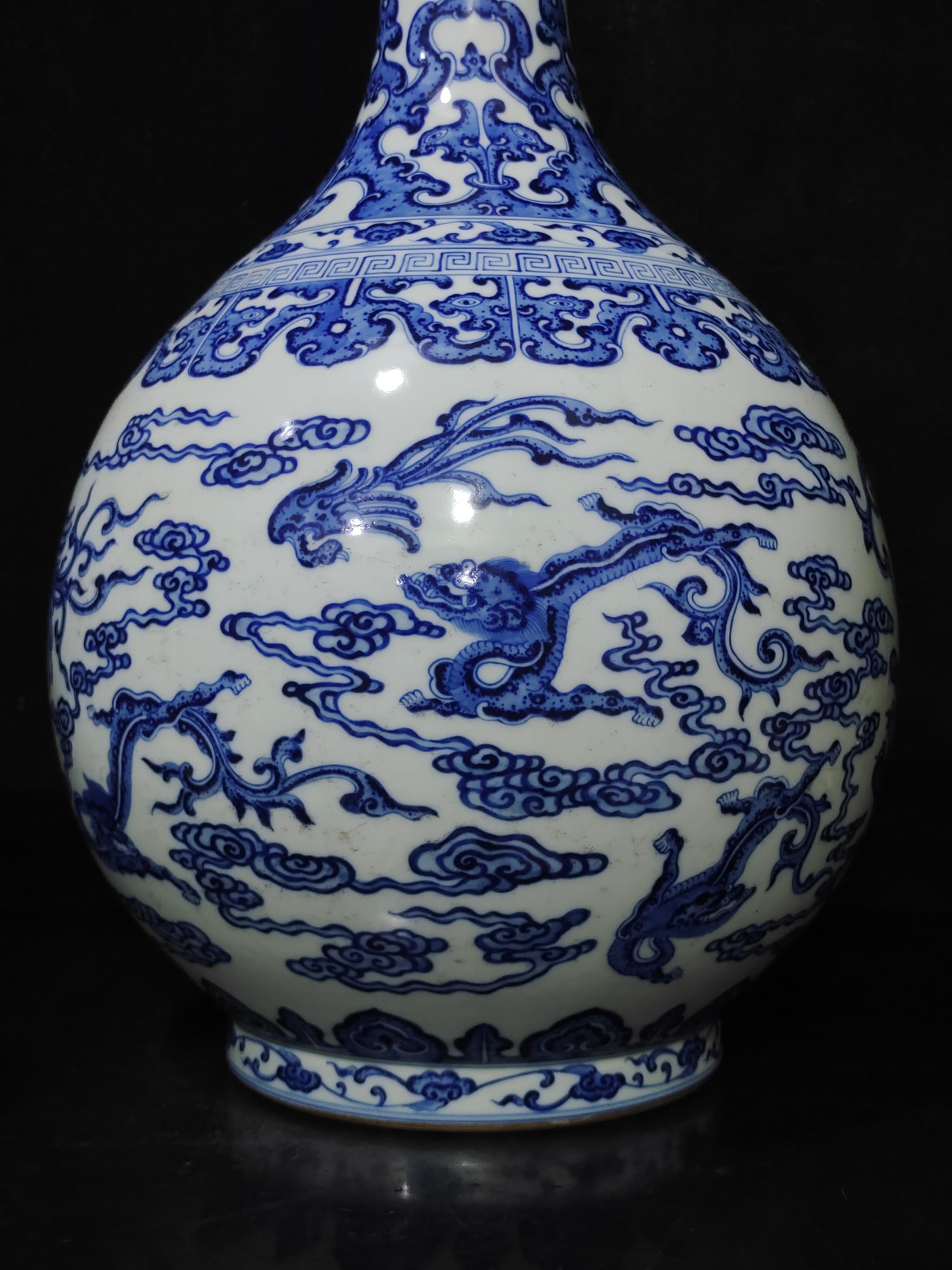 A Exquisite Blue and White Dragon Phoenix Pattern Vase - 6