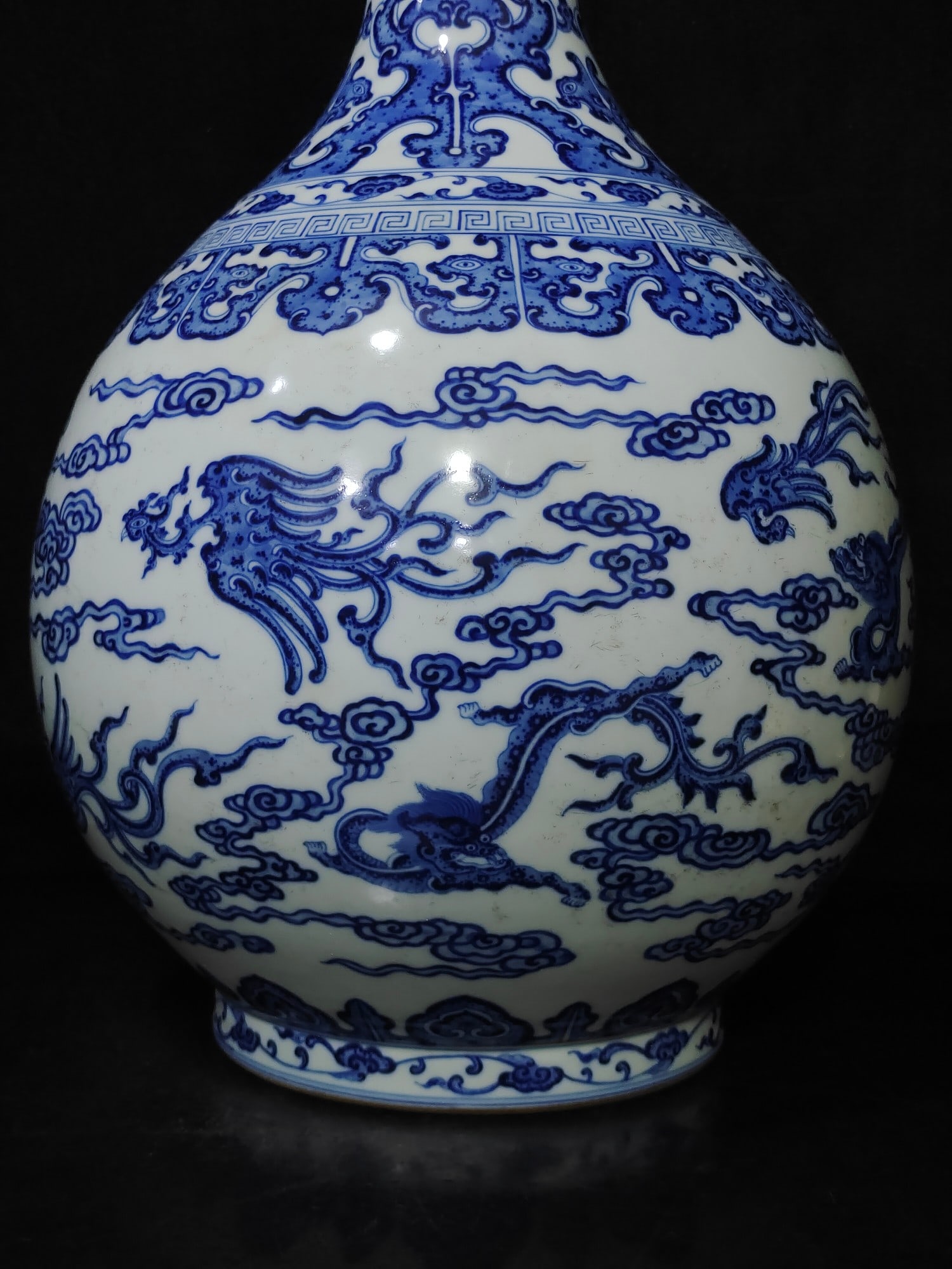 A Exquisite Blue and White Dragon Phoenix Pattern Vase - 7