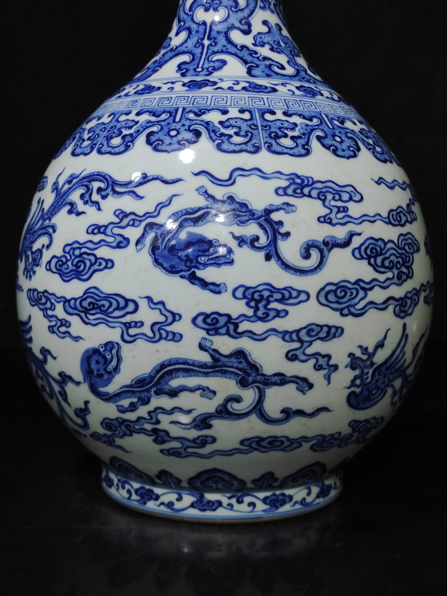 A Exquisite Blue and White Dragon Phoenix Pattern Vase - 8