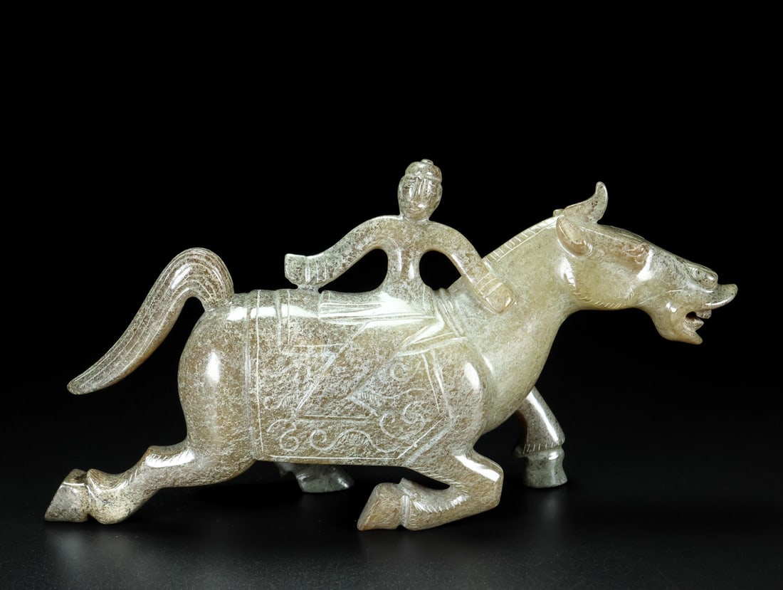 A Exquisite Hotan Jade Horse Ornament: A Exquisite Hotan Jade Horse Ornament,Han Dynasty, China,Size:7inx3.4inx1.7in ,Weight:426.9g 和田玉马摆件,中国汉代
