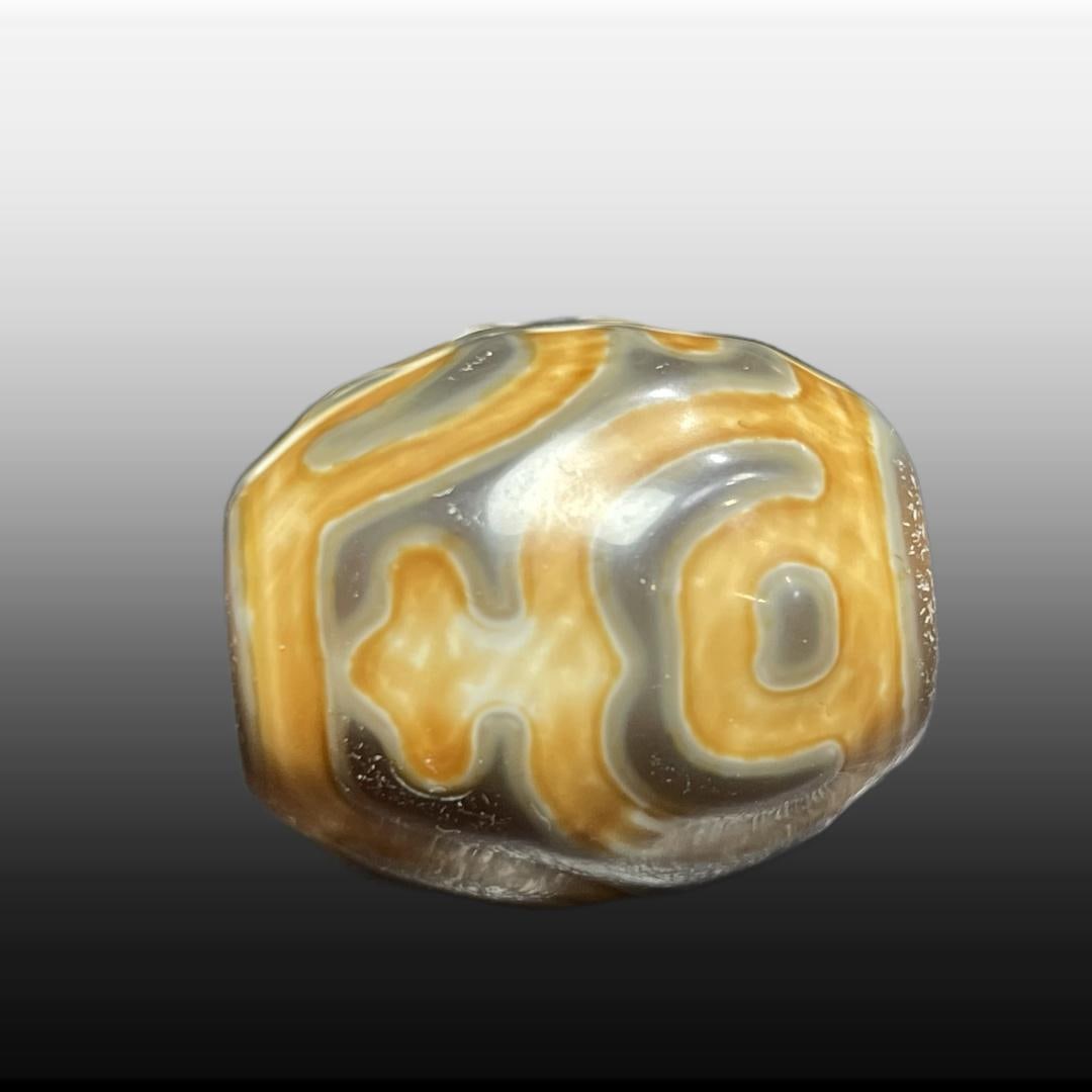 A Exquisite Oval Dzi bead - 3