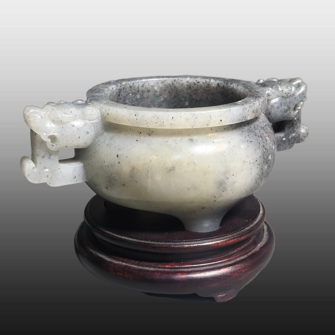 A Exquisite White Jade Dragon Pattern Censer - 2