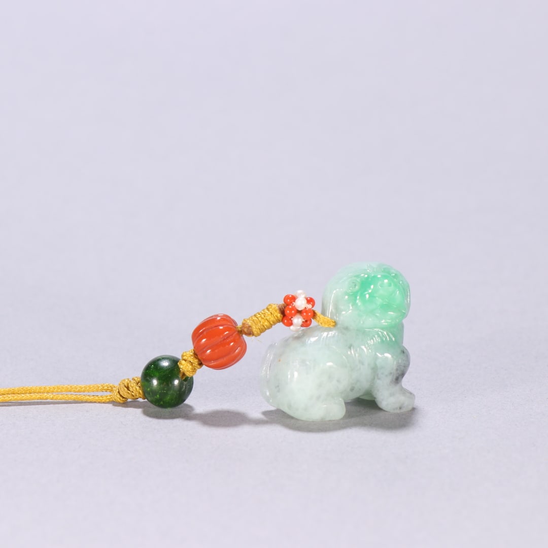 A Exquisite Jadeite Dog Pendant: A Exquisite Jadeite Dog Pendant,Qing Dynasty, China,Size:0.9inx1in,Weight:15.6g 翡翠狗挂件,中国清代