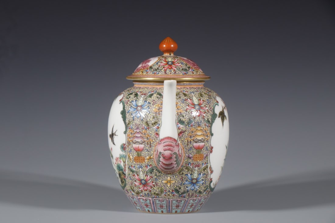 A Exquisite Enamel Flower and Bird Pattern Ewer - 2