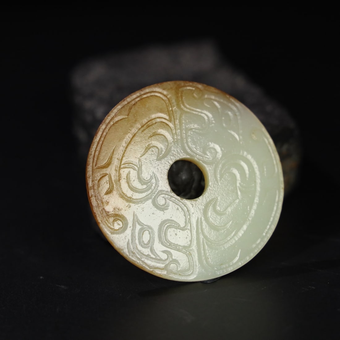 A Exquisite Hotan Jade Tiger Pattern Bi - 2