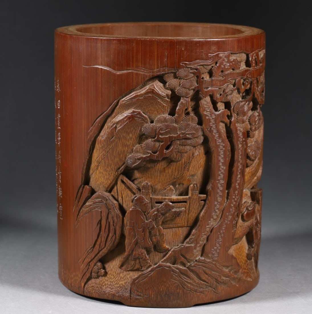 A Exquisite Bamboo Landscape Pattern Brush Pot: A Exquisite Bamboo Landscape Pattern Brush Pot,Qing Dynasty, China,Size:4.9inx4.7inx5.8in,Weight:483g 竹雕山水纹笔筒,中国清代