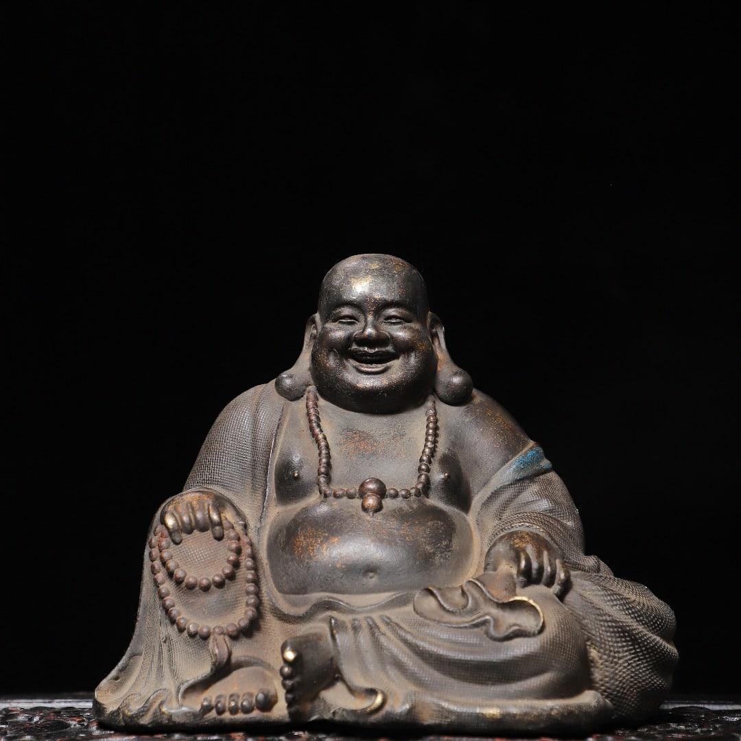 A Exquisite Gold-Foiled Bronze Statue of Maitreya Buddha Ornament: A Exquisite Gold-Foiled Bronze Statue of Maitreya Buddha Ornament,Qing Dynasty, China,Qianlong Four-character Mark,Size:6.3inx7.9inx4.7in,Weight:2800g 铜拓金弥勒佛&