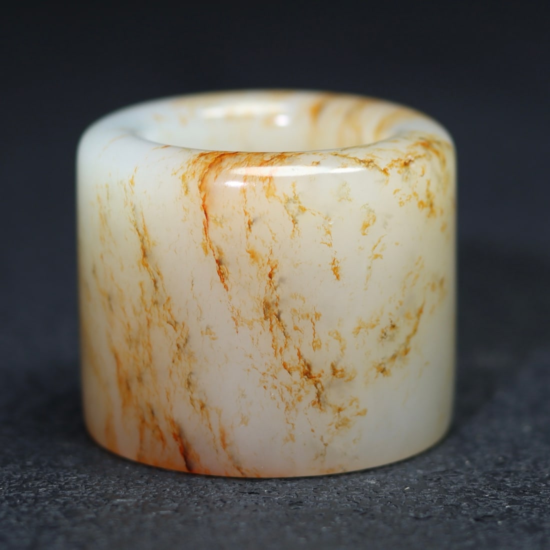 A Exquisite Hotan Jade Thumb Ring: A Exquisite Hotan Jade Thumb Ring,Qing Dynasty, China,Size:1.2inx1.4in ,Weight:52.2g 和田玉扳指,中国清代