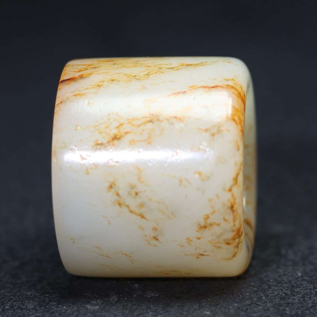 A Exquisite Hotan Jade Thumb Ring - 4
