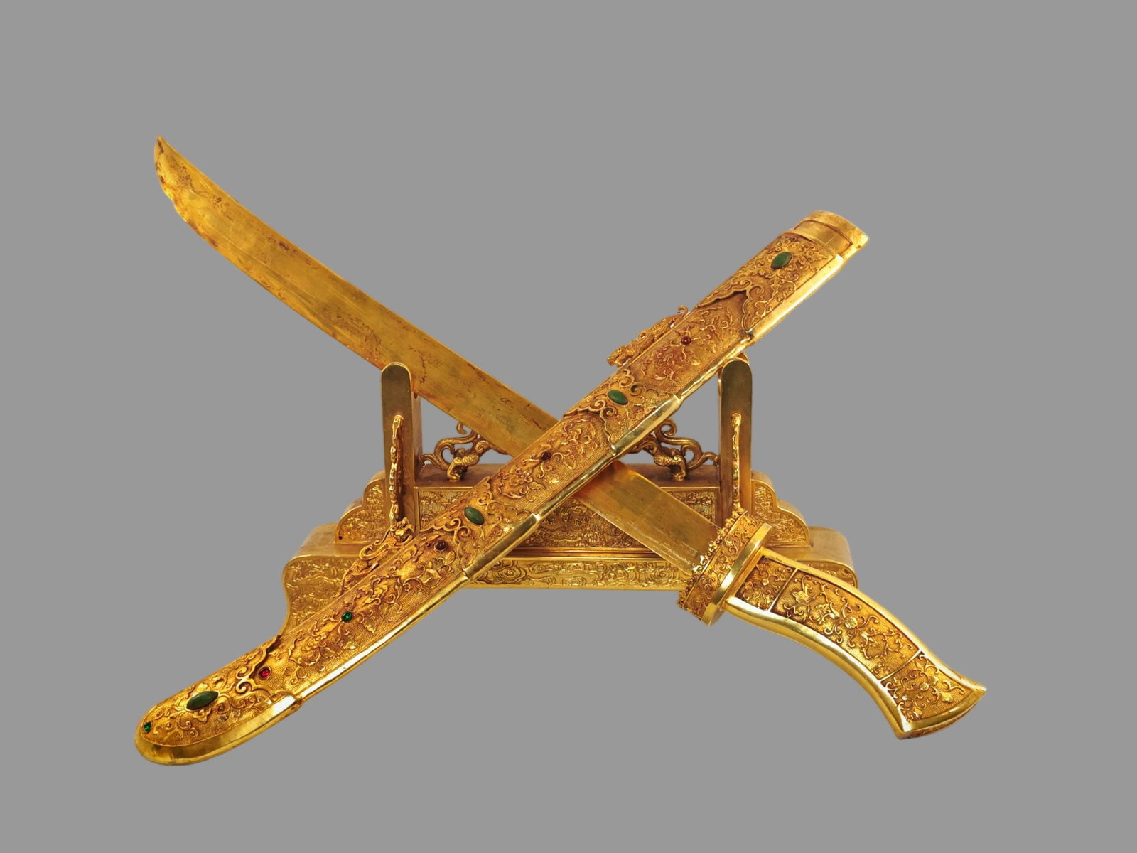 A Exquisite Gilt Bronze Knife - 2