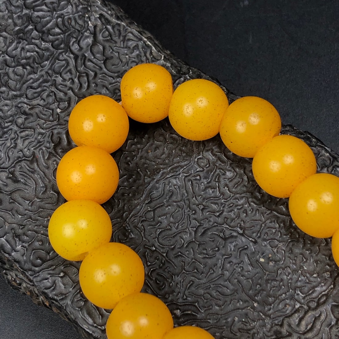 A Exquisite Yellow Agate Bracelets - 3