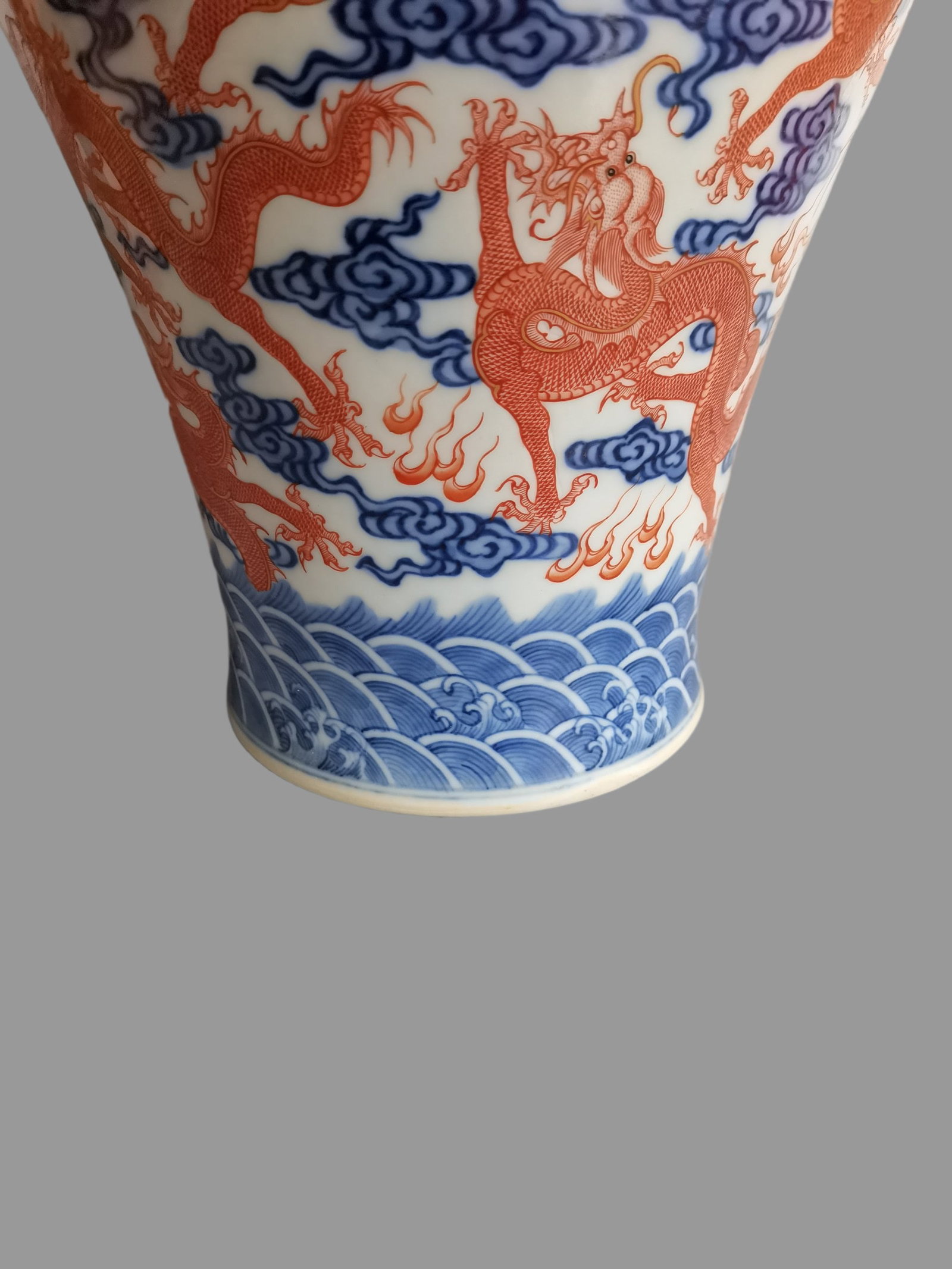 A Exquisite Iron-Red Dragon Pattern Vase - 5