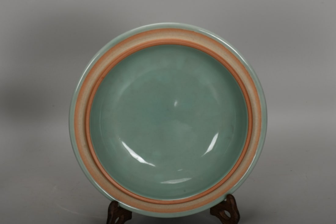 A Exquisite Pea Green Glaze Flower Pattern Jar - 6