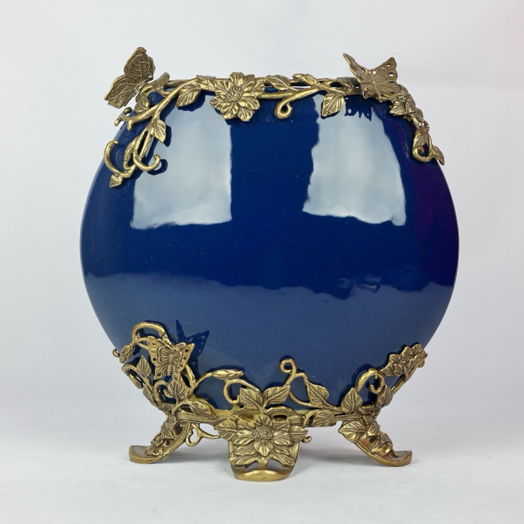 A Exquisite Ji Blue Glazed Copper Inlay Butterfly Pattern Vase: A Exquisite Ji Blue Glazed Copper Inlay Butterfly Pattern Vase,Qing Dynasty, China,Yongzheng Six-character Mark,Size:13inx11.8inx8.9in