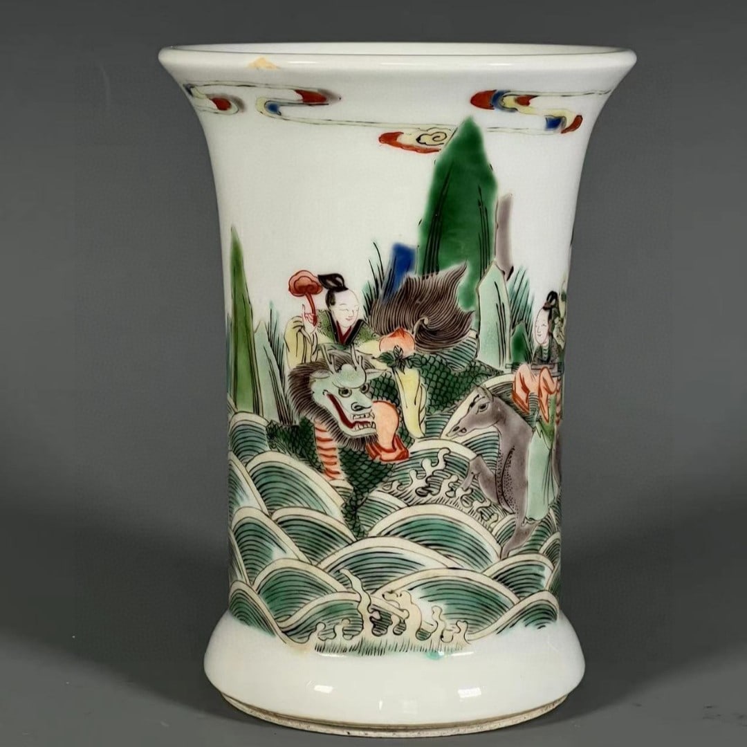 A Exquisite Doucai Figures Pattern Vase: A Exquisite Doucai Figures Pattern Vase,Qing Dynasty, China,Size:6.7inx4.8inx4in 斗彩人物纹瓶,中国清代