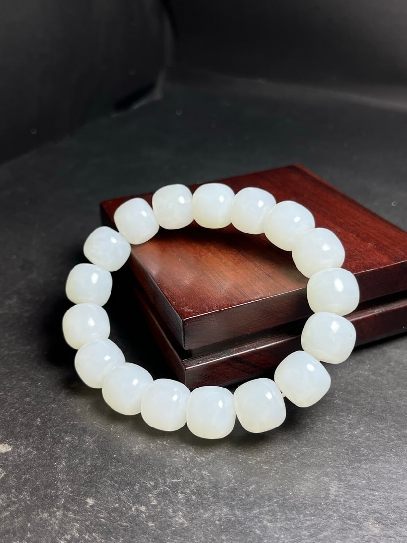 A Exquisite Hotan Jade Bracelets - 4