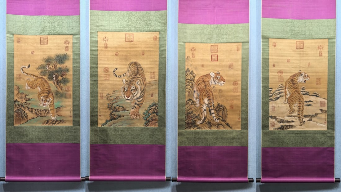 A Chinese Vertical Scroll Ink Painting of Tigers on Silk: A Chinese Vertical Scroll Ink Painting of Tigers on Silk,Qing Dynasty, China,Giuseppe Castiglione,without frame size:19.3inx30.1in 一幅中国水墨绢本ŗ