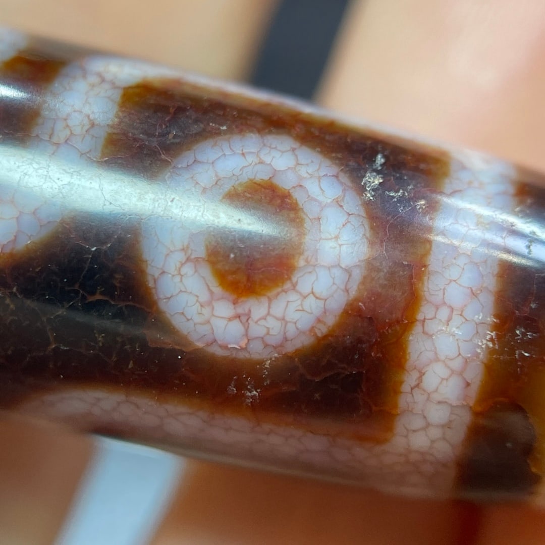A Exquisite Nine Eye Dzi bead - 8