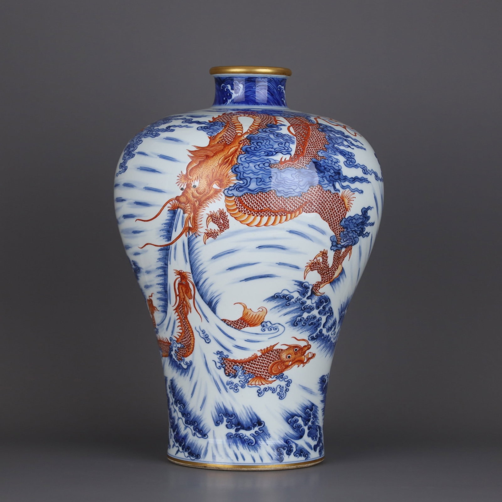 A Exquisite Blue and White Iron Red Dragon Pattern Vase: A Exquisite Blue and White Iron Red Dragon Pattern Vase,Qing Dynasty, China,Yongzheng Six-character Mark,Size:14.1inx9.9in 青花矾红龙纹瓶,中国