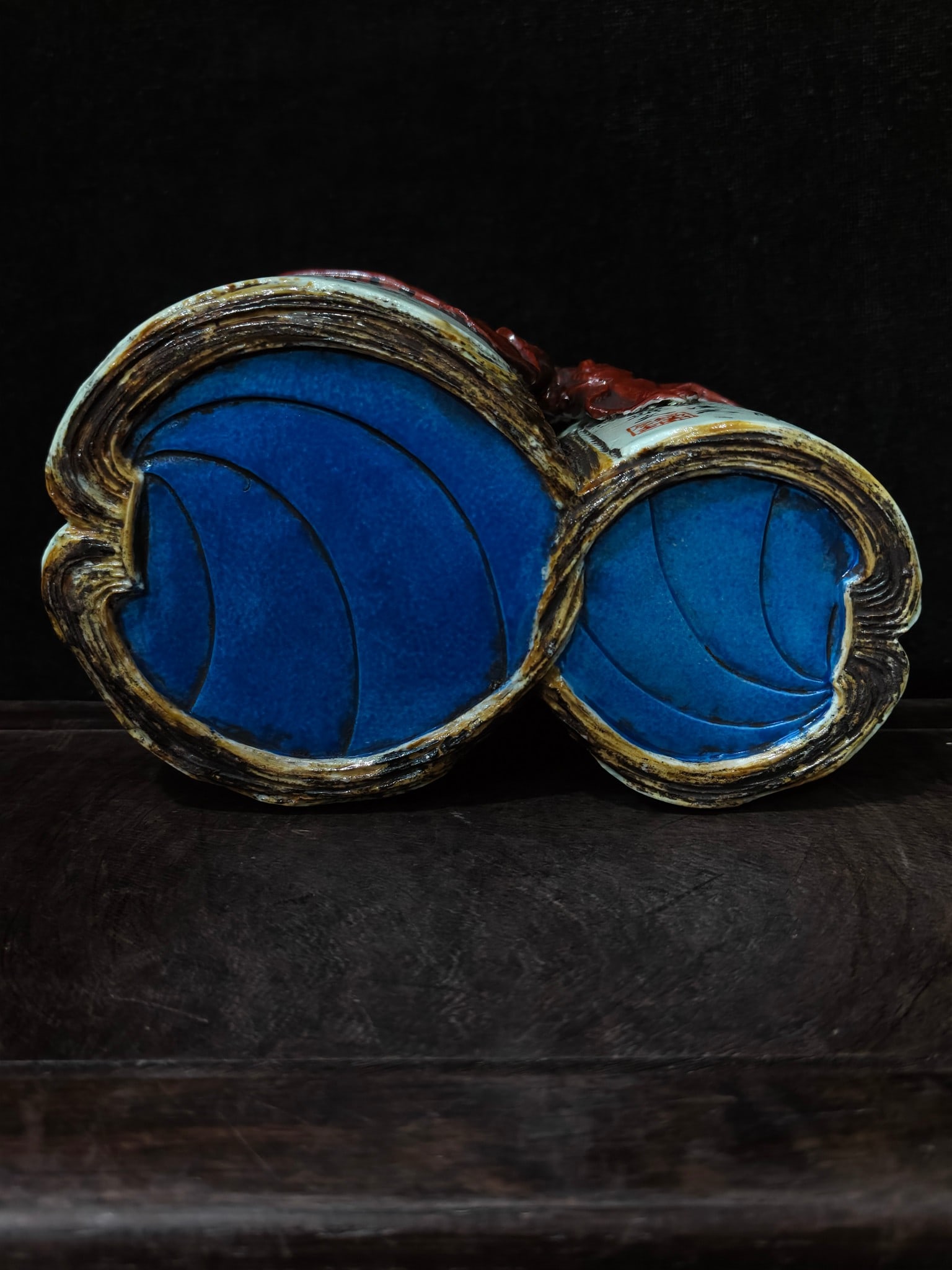 A Exquisite Bionic Porcelain Scroll Brush Pot - 9