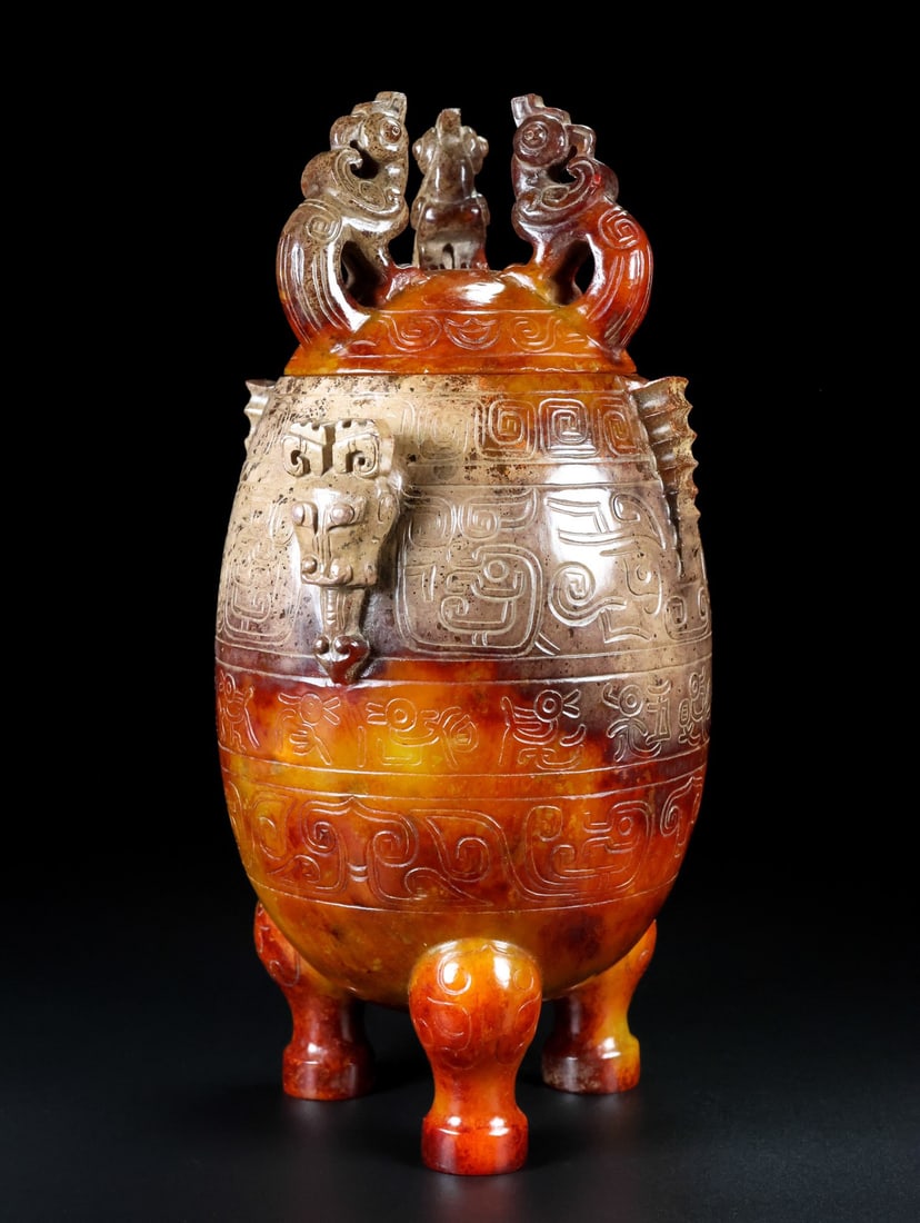 A Exquisite Hotan Jade Beast-Face Pattern Vase - 3